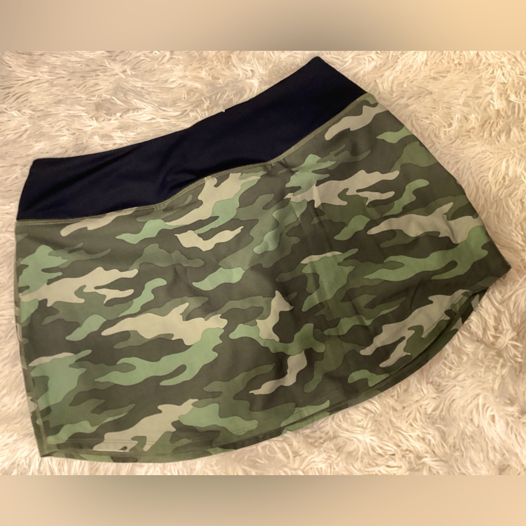 Skort Size Medium